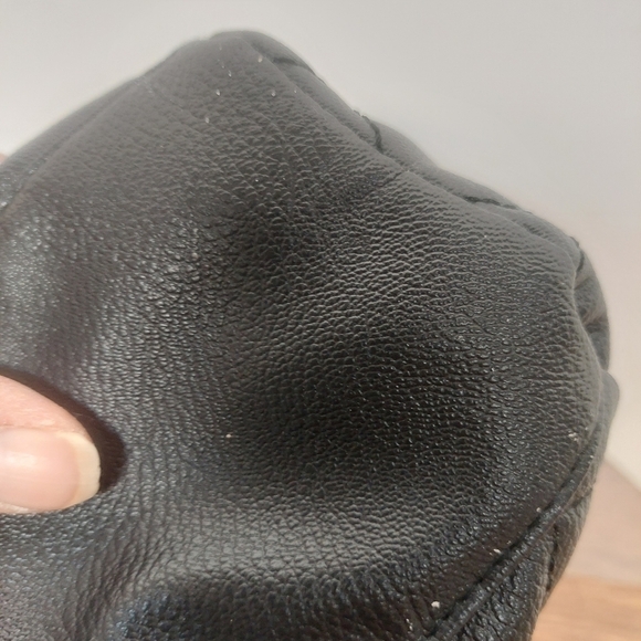 Elizabeth Grant Black Quilted Handbag/Purse - Picture 7 of 16